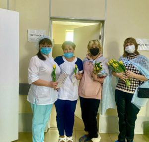 Сегодня мы поздравляли с Женским днем женщин с онкологией